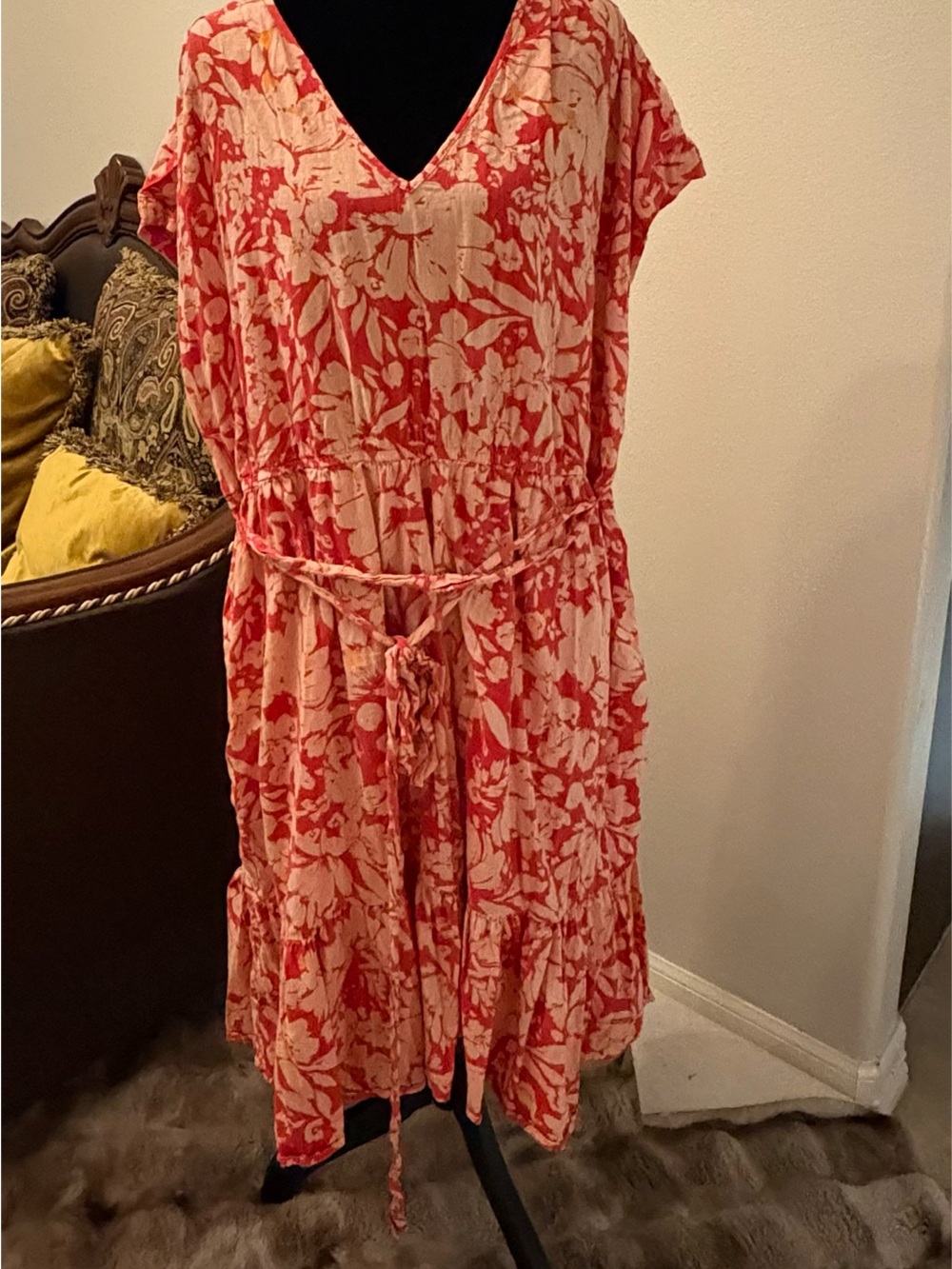 GAP Coral and Cream Floral V-Neck Tie-Waist Midi Dress